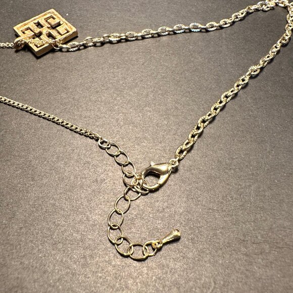 Givenchy 4G Necklace with Crystals - EUC - Picture 4 of 4